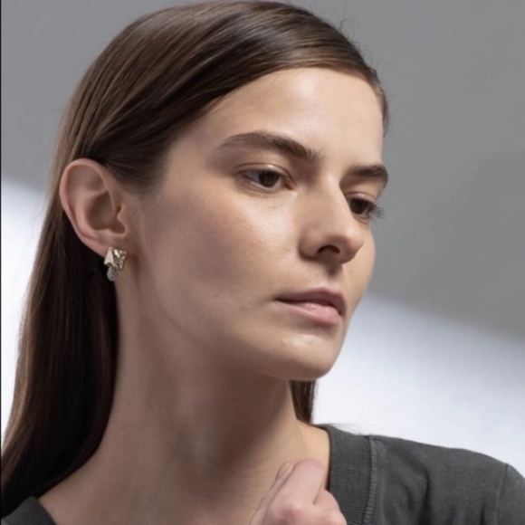 ALEXIS BITTAR • NEW Gold Pavé Crystal Mismatched Rocky Texture Stud Earrings - Picture 4 of 9